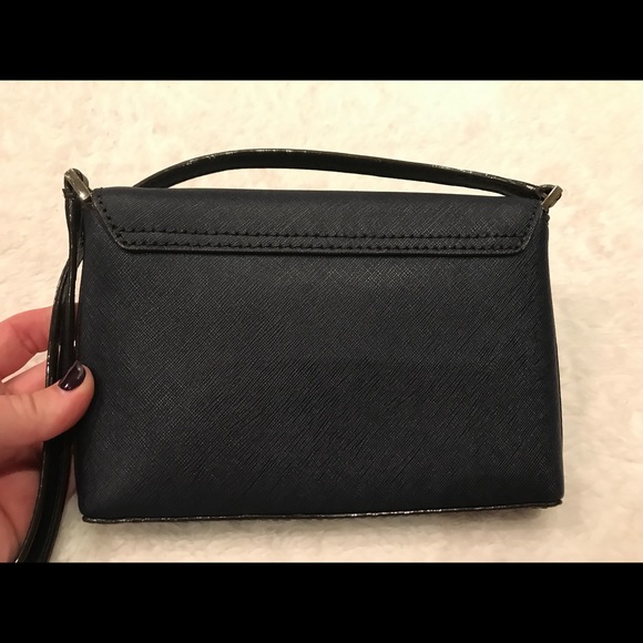 Kate Spade cross body bag- navy - Picture 6 of 8